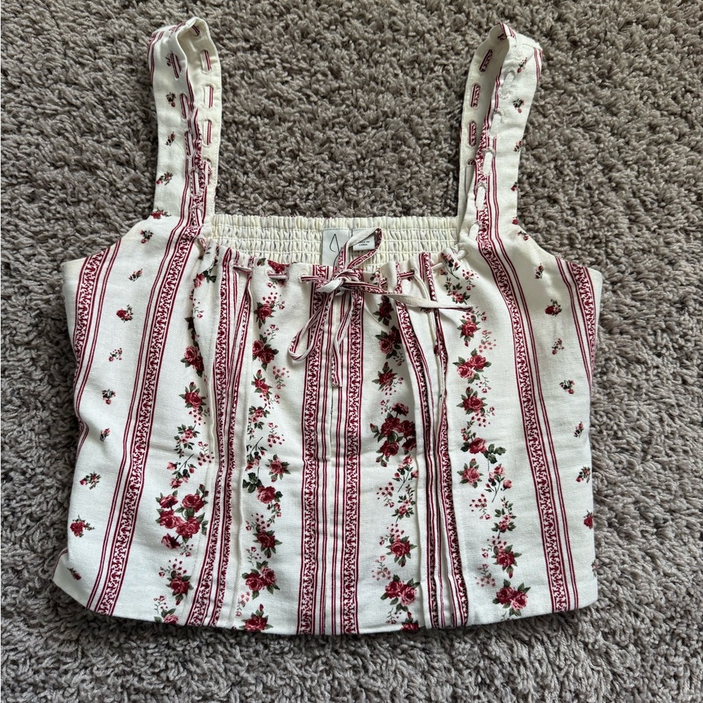 Floral Dainty Top